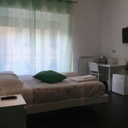 Casa de hóspedes Elite 19 4*